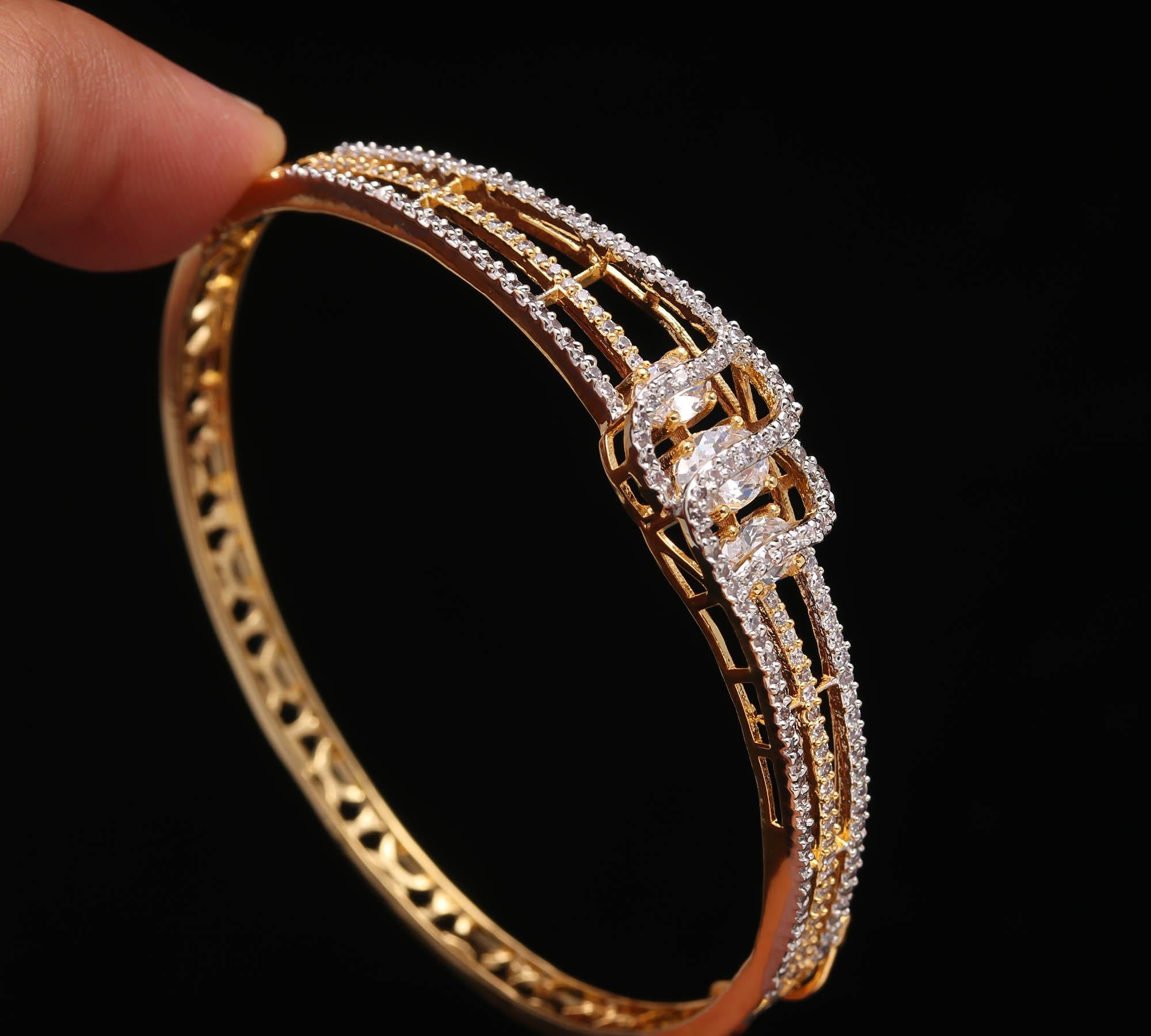 The Legacy Lock - Hinged Festive Kada - Haamsi