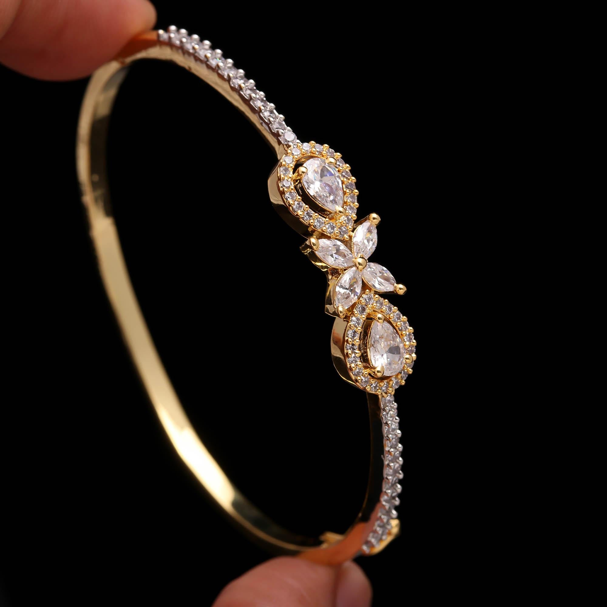 The Mughal Bloom - Floral & Intricate Kada - Haamsi