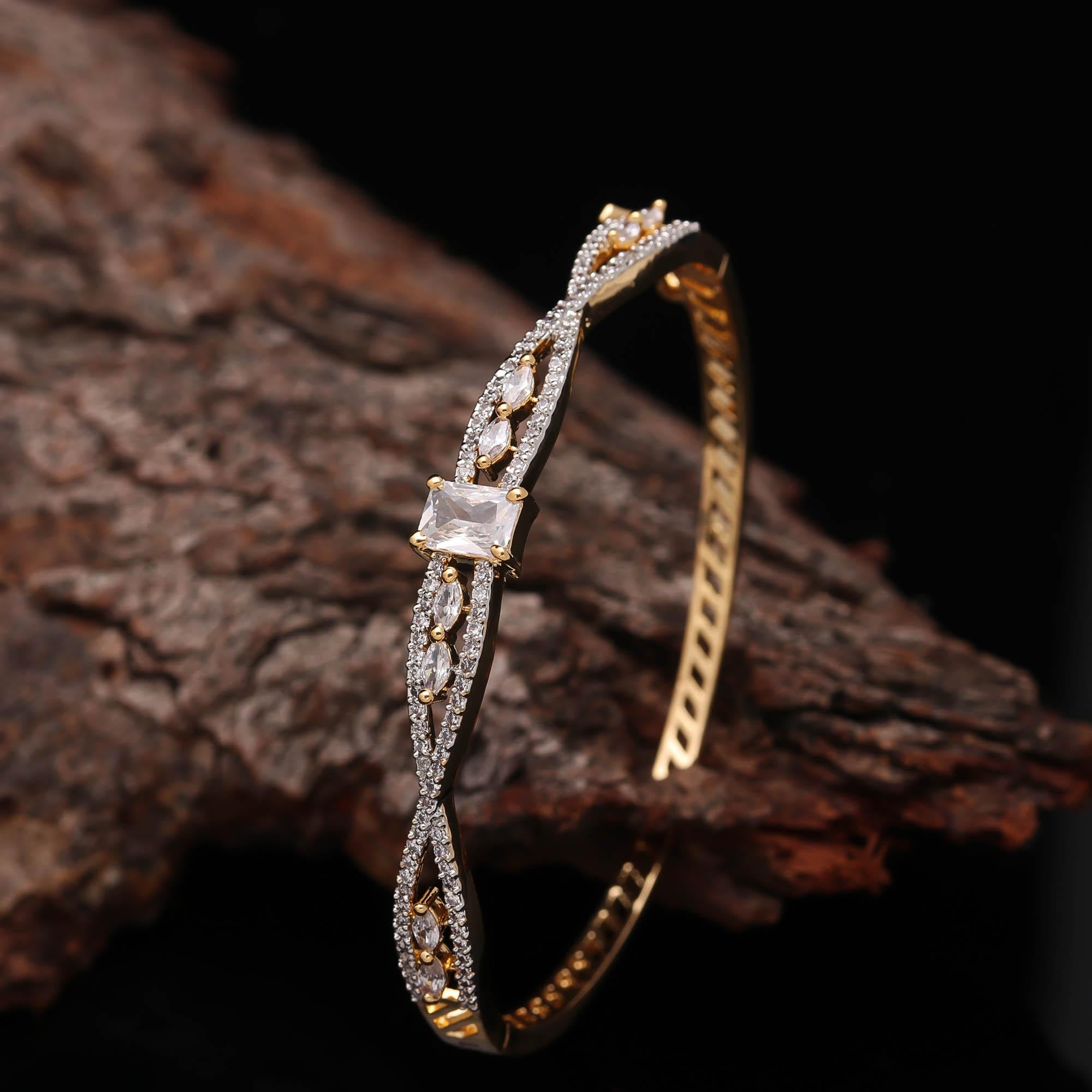 The Instant Gift - Ready-to-Wear Kada - Haamsi