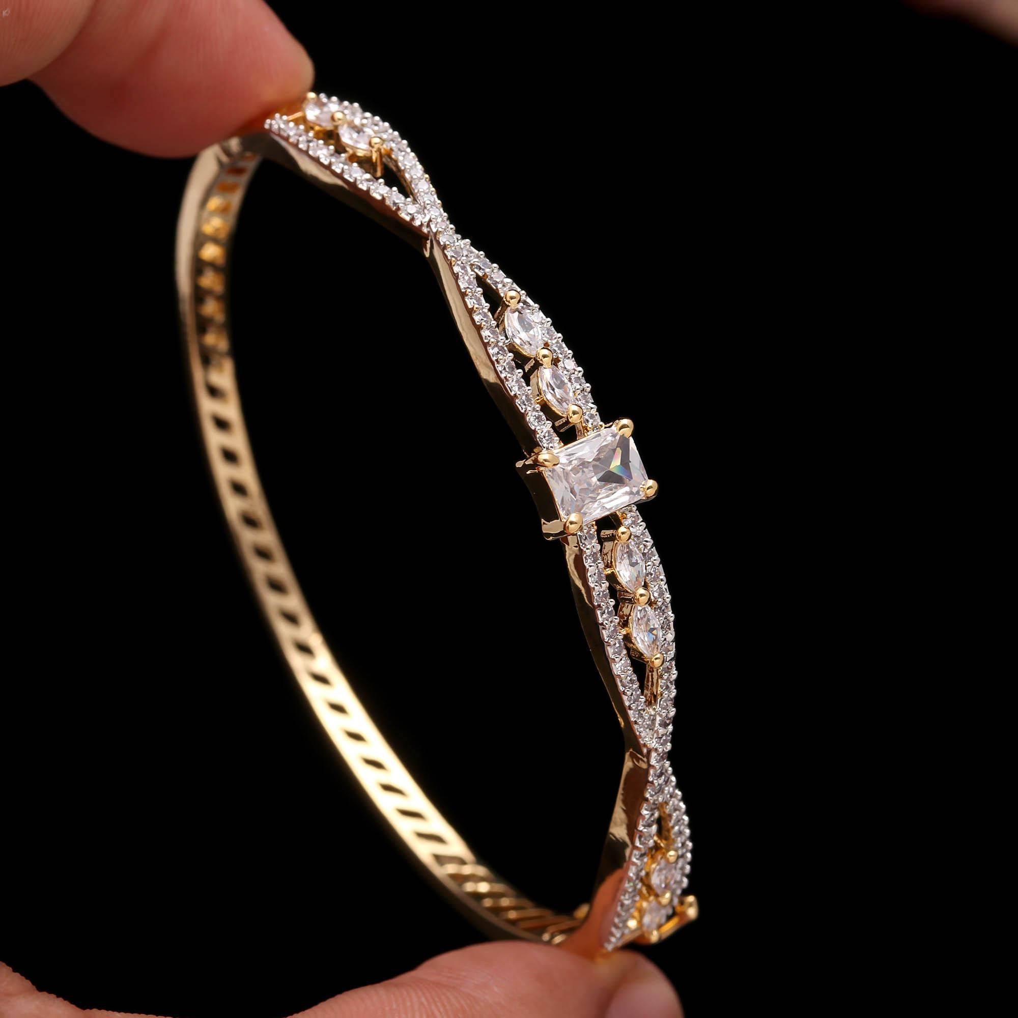 The Instant Gift - Ready-to-Wear Kada - Haamsi