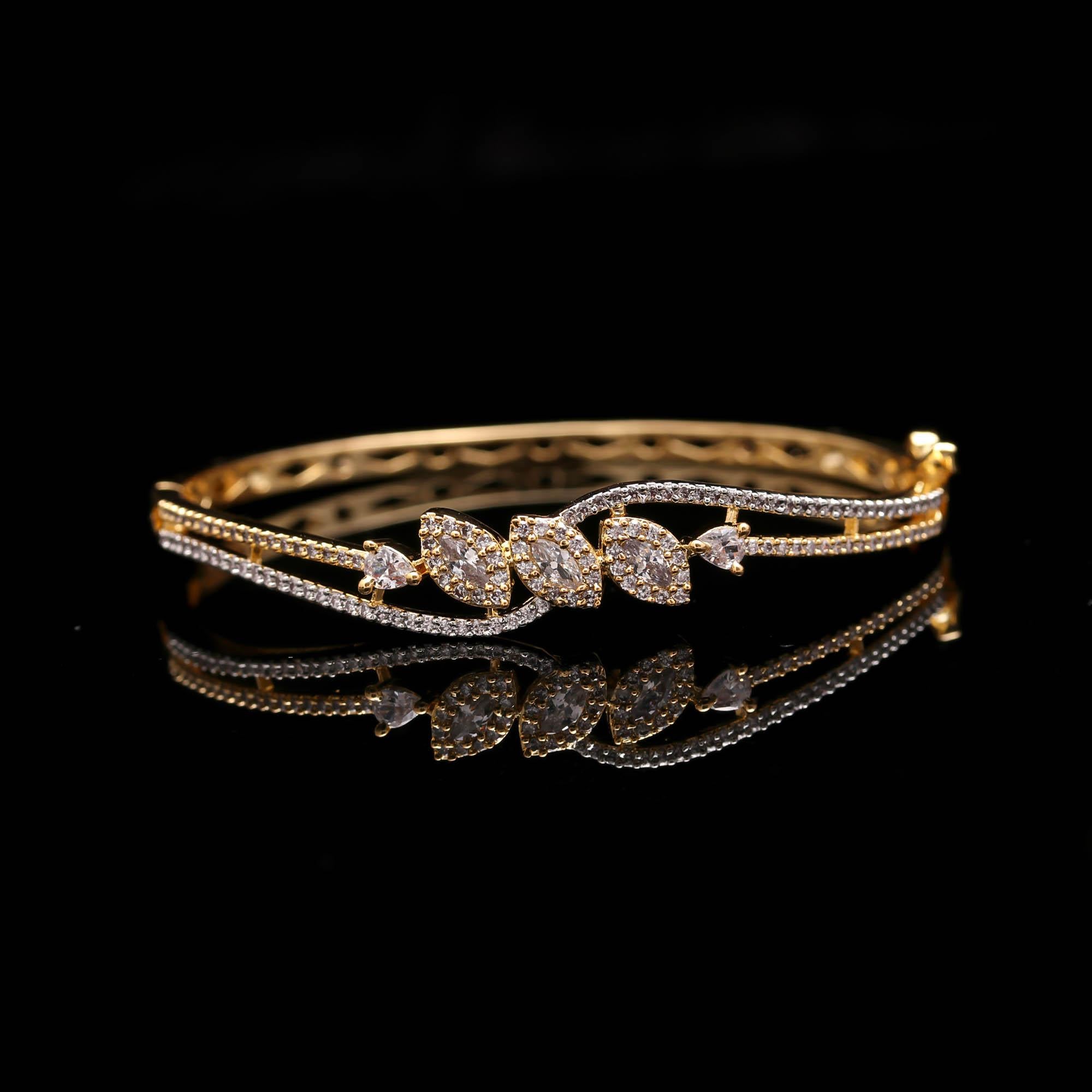 The Timeless Embrace - Heritage Style Kada - Haamsi