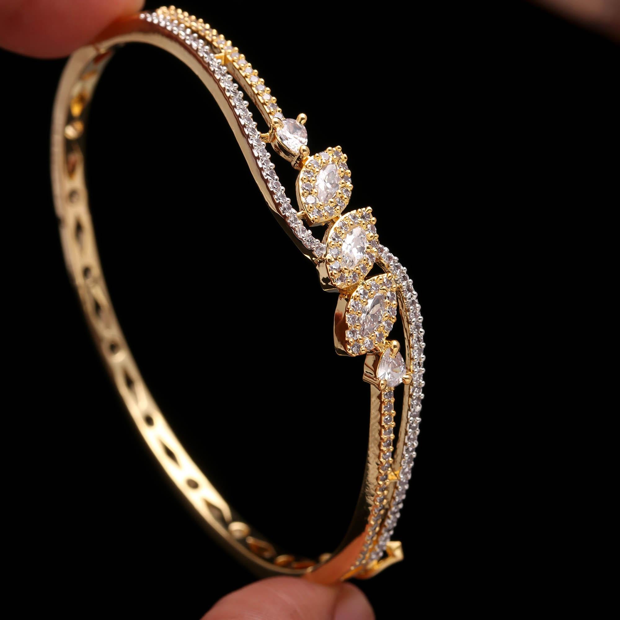 The Timeless Embrace - Heritage Style Kada - Haamsi