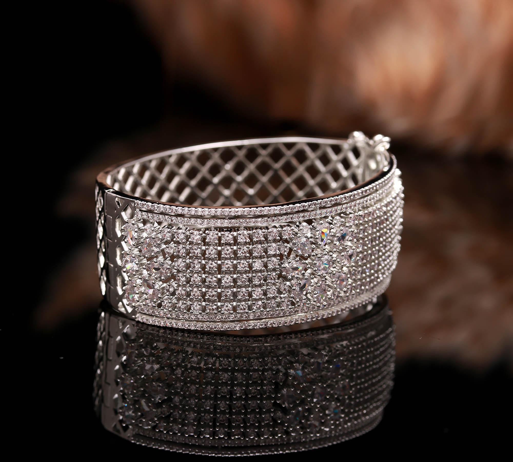 The Conscious Keeper - Hypoallergenic & Eco-Conscious Kada - Haamsi