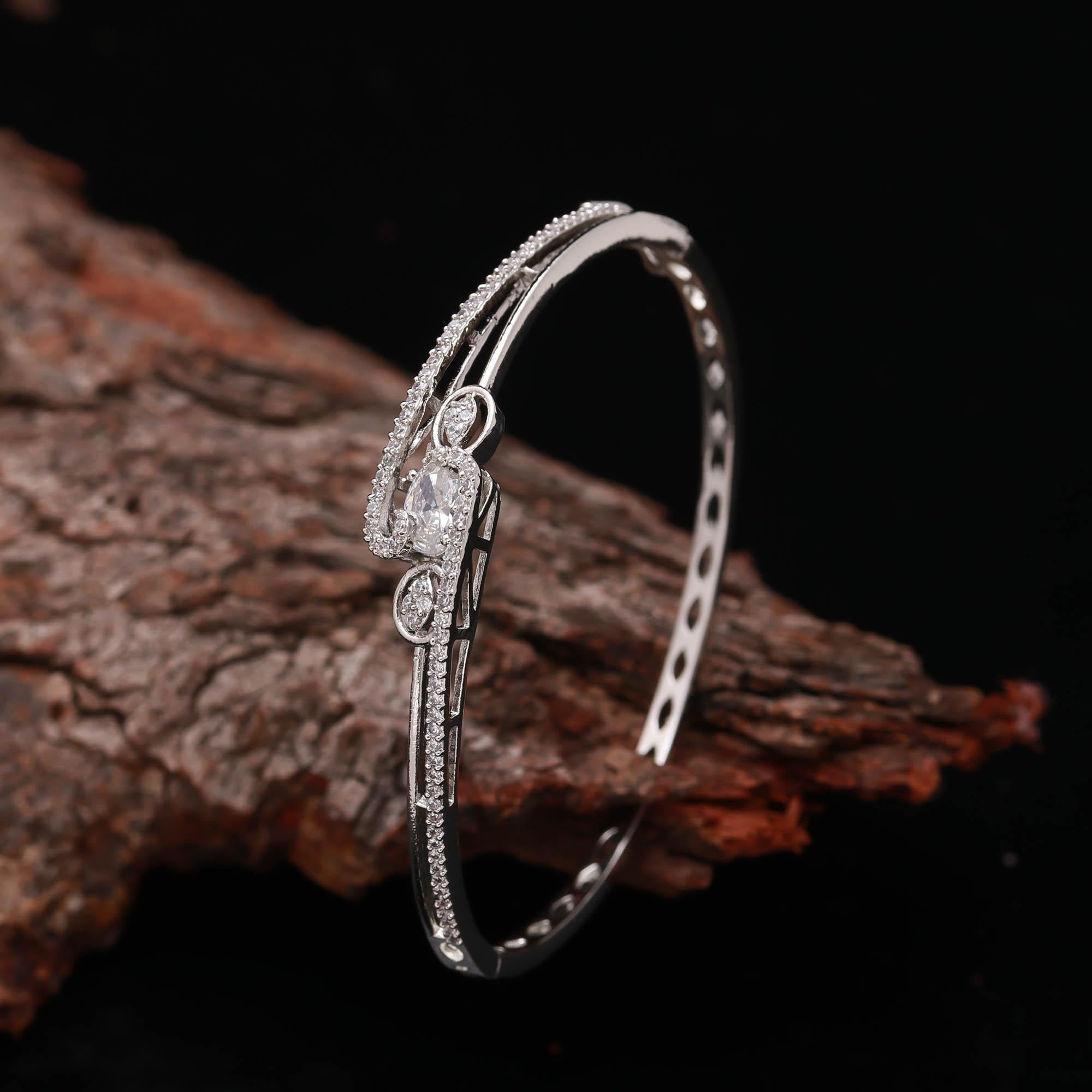 The Heirloom Frost - Traditional Filigree Kada - Haamsi