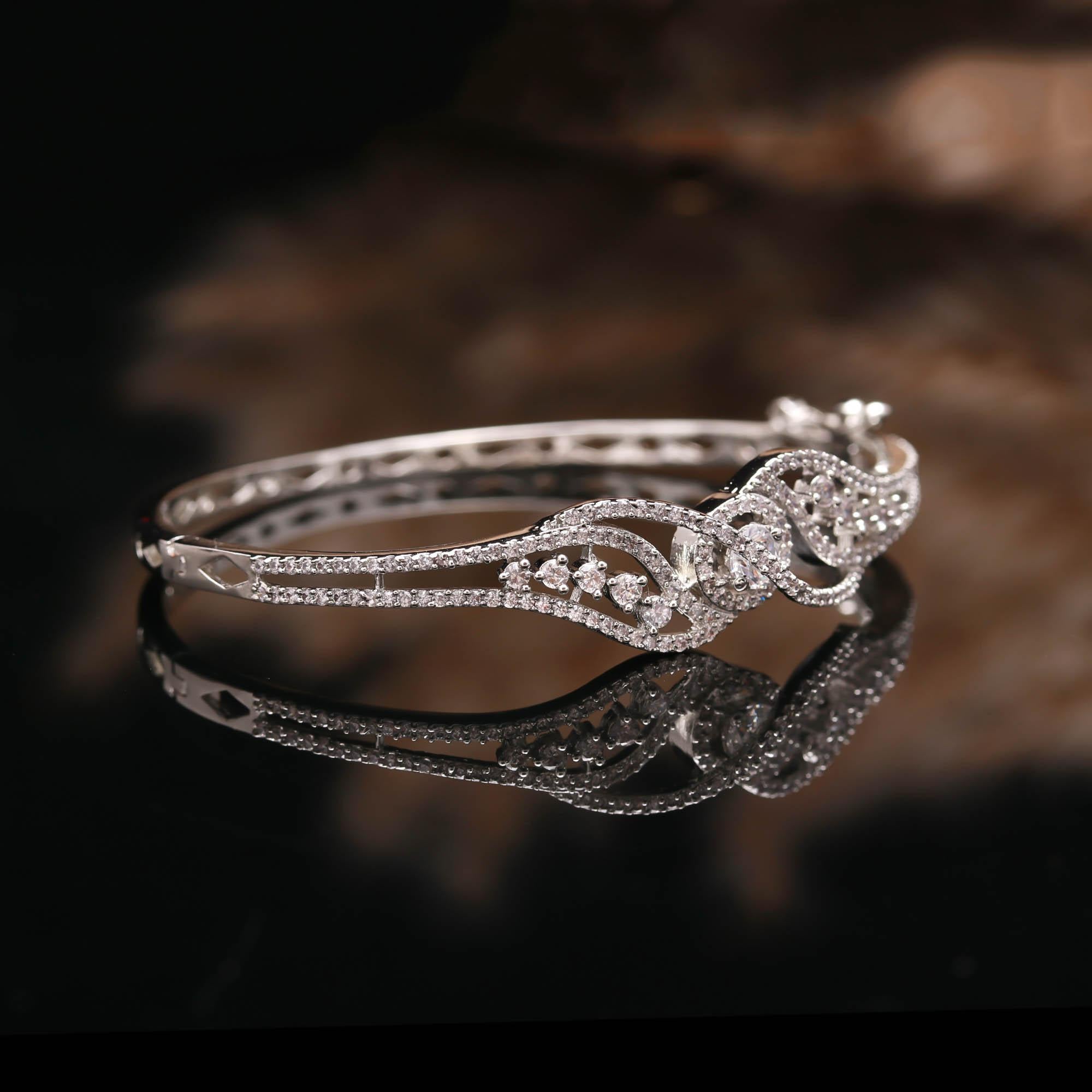 The All-Day Guardian - Allergy-Free Silver Kada - Haamsi