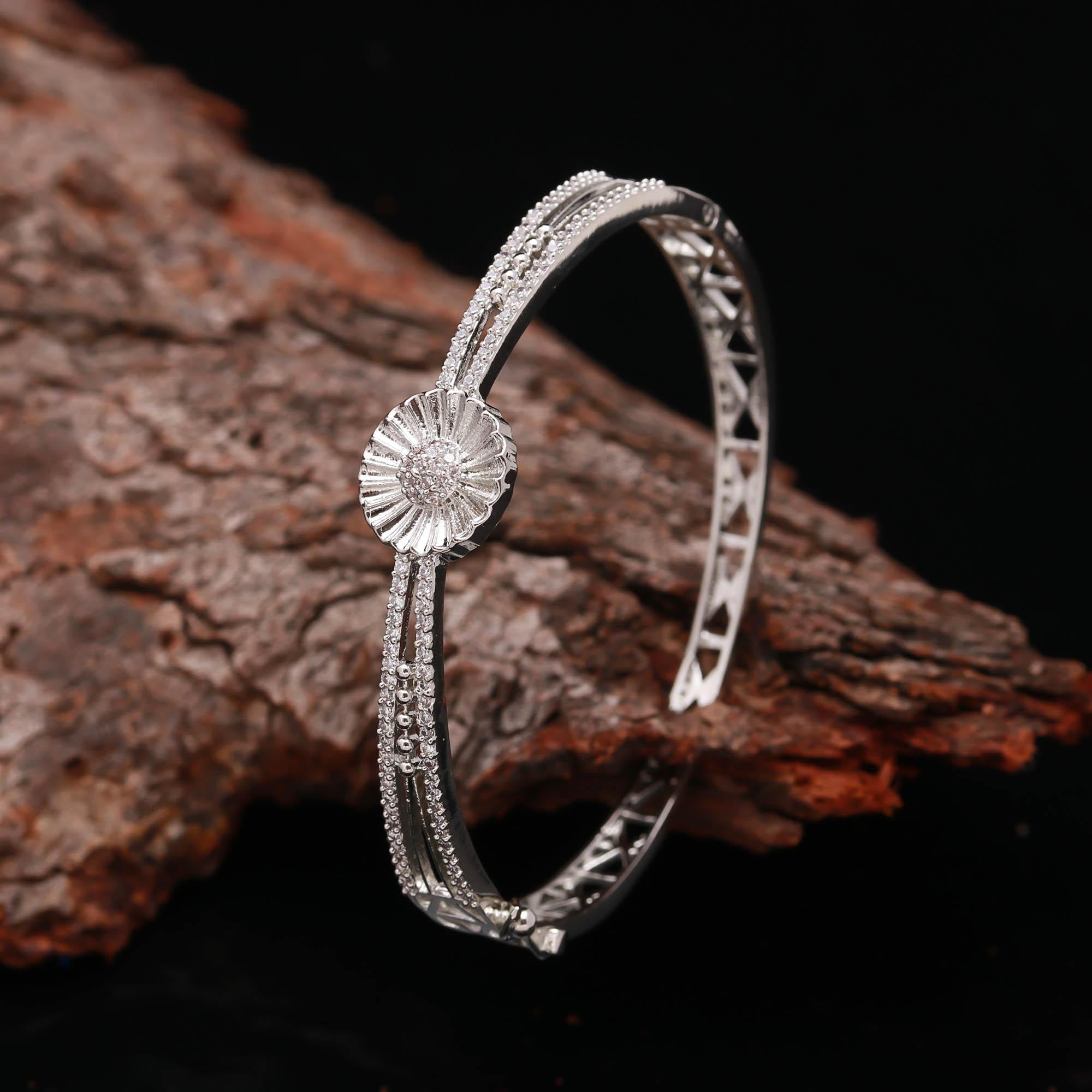 The Articulated Flow - Flexible Silver Kada - Haamsi