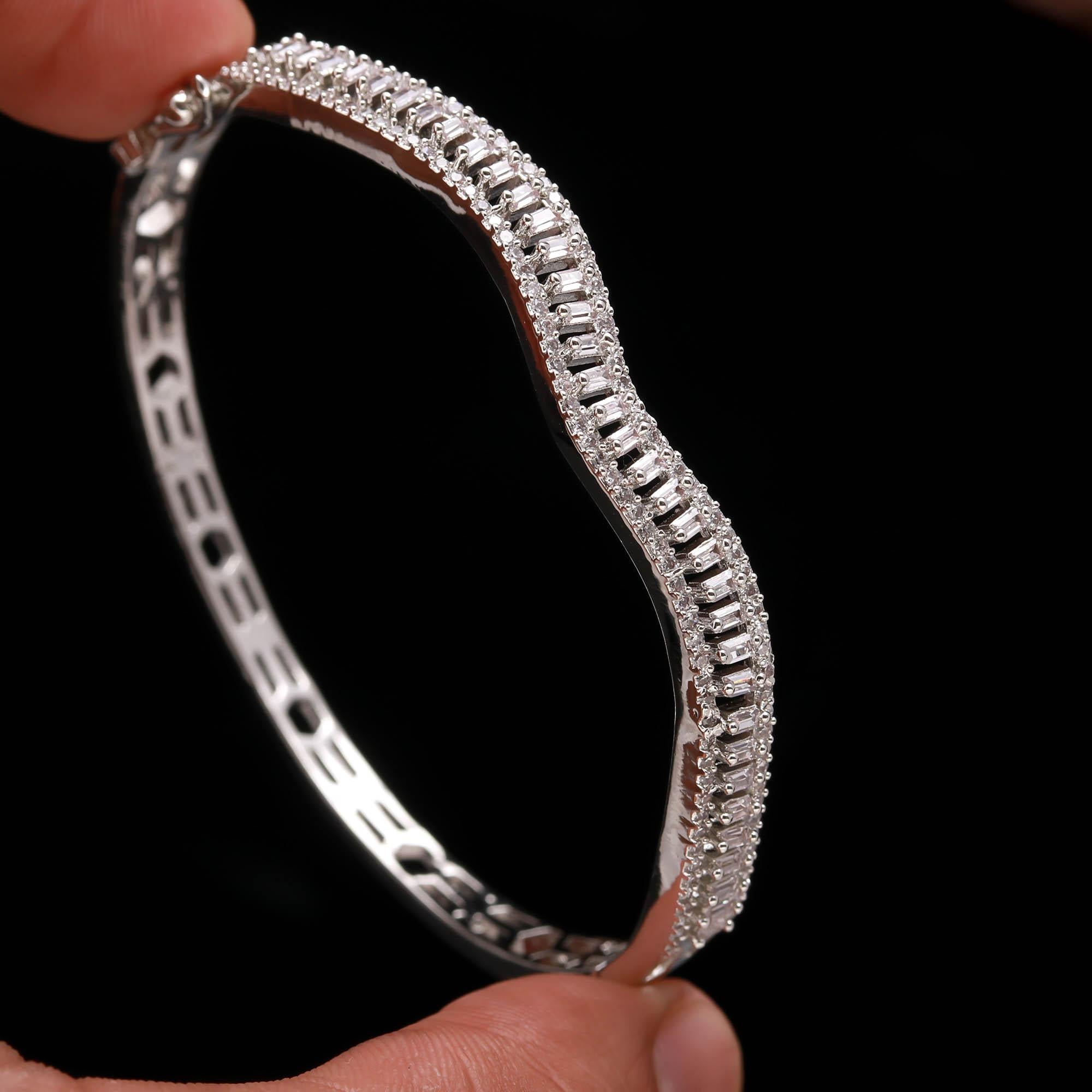 The Ice Cascade - Teardrop AD Kada - Haamsi