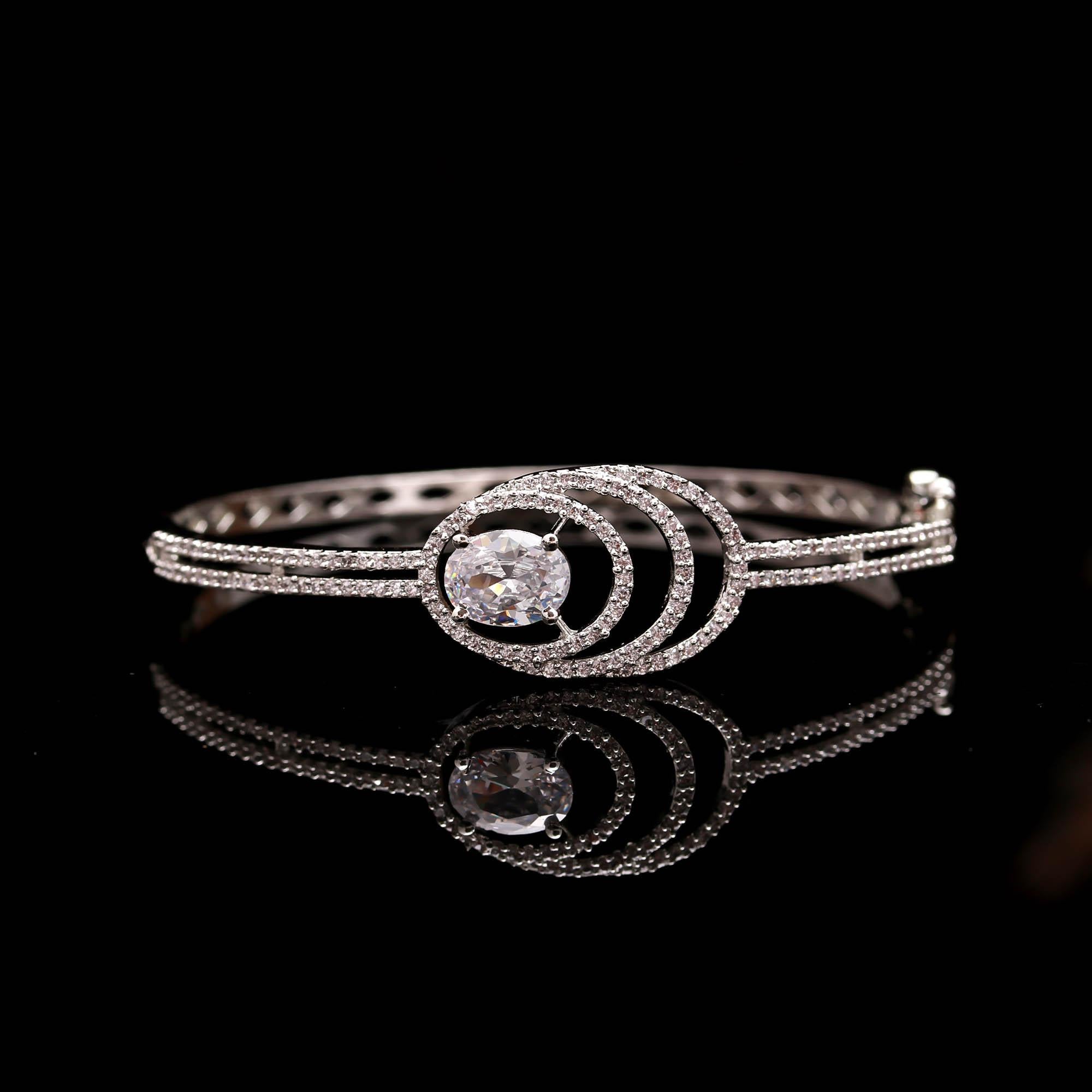 The Contoured Edge - Ergonomic Silver Kada - Haamsi