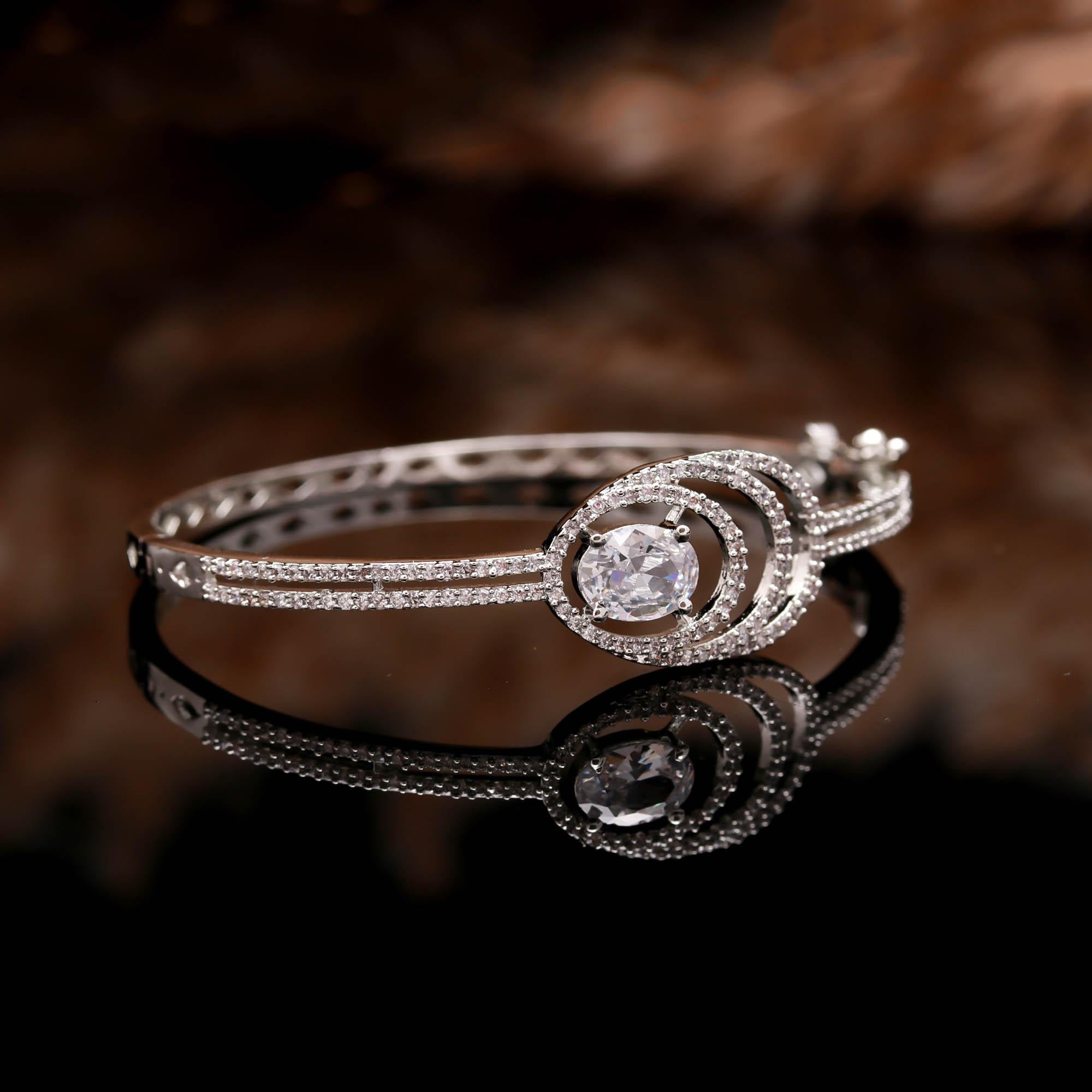 The Contoured Edge - Ergonomic Silver Kada - Haamsi